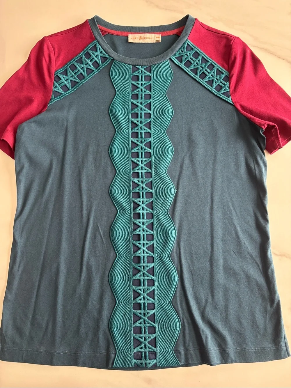 Tori Burch Color block Embroidered Detail Tee Blue & Burgundy Sz M